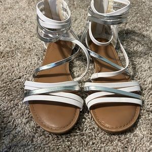 Size 7 medium sandals